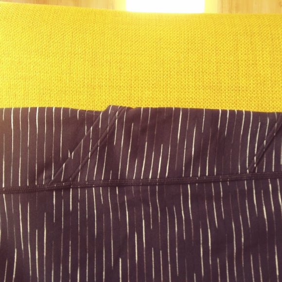 Calvin Klein Performance Wick Black/White Pockets Workout pants Sz Med - Picture 7 of 7